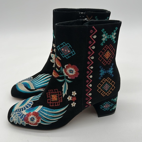 NEW JOHNNY WAS EMBROIDERED Boho Chic Devine Bootie Ankle Boots 40 M $348 - Picture 2 of 13